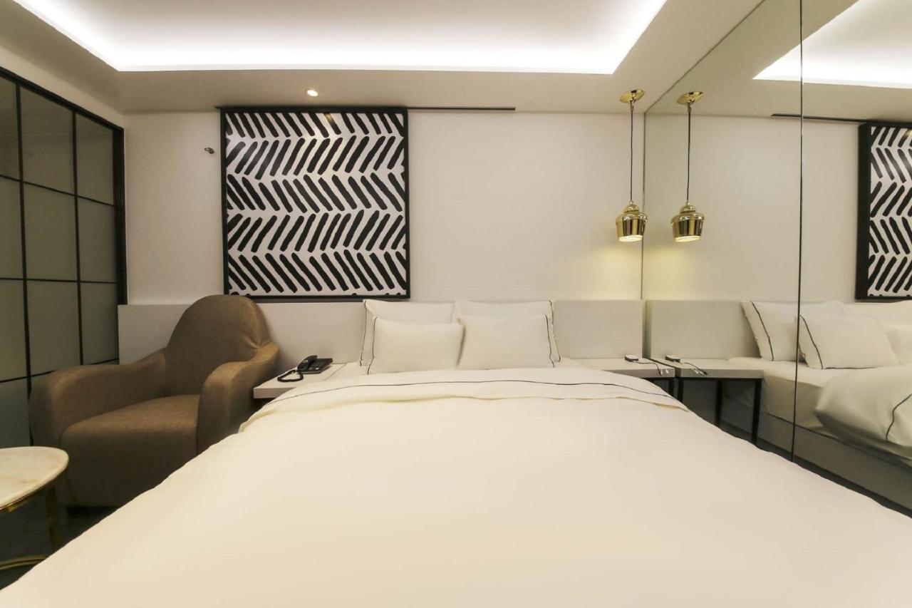 Forestar Hotel Sinchon Seul Dış mekan fotoğraf